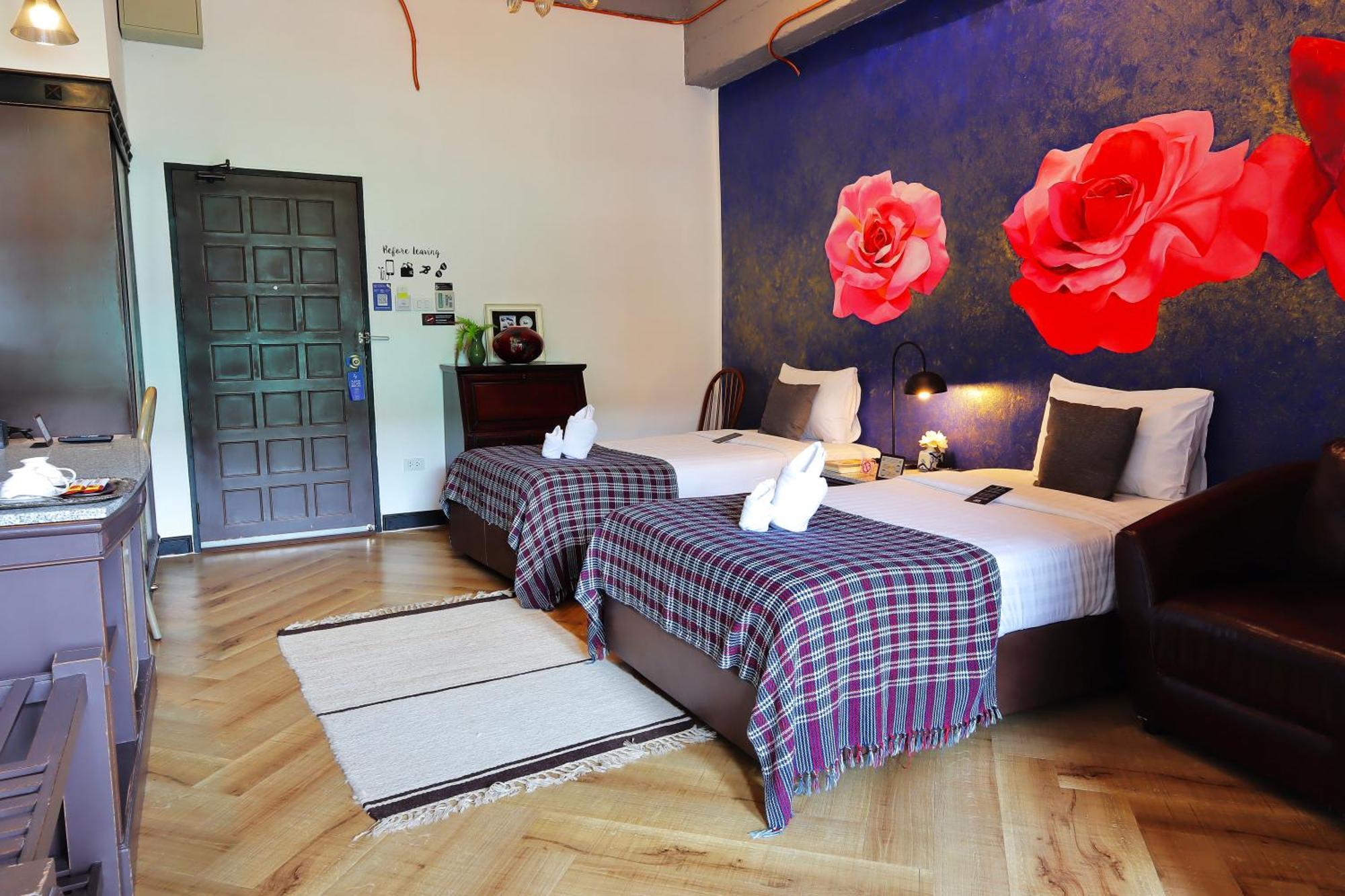 Yuu Hotel Убон Ратчатани Екстериор снимка